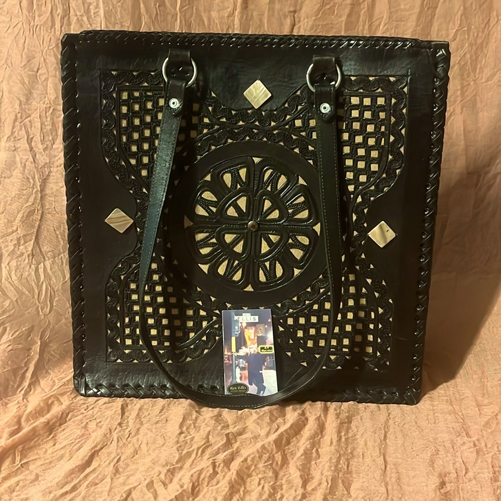 Ren Ellis Purse in the style Loreta.